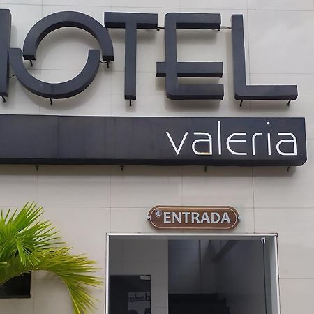 Oyo Hotel Valeria ซัลวาดอร์ ภายนอก รูปภาพ